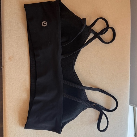 Lululemon Like a Cloud Bra SZ 8 - black - Picture 2 of 2
